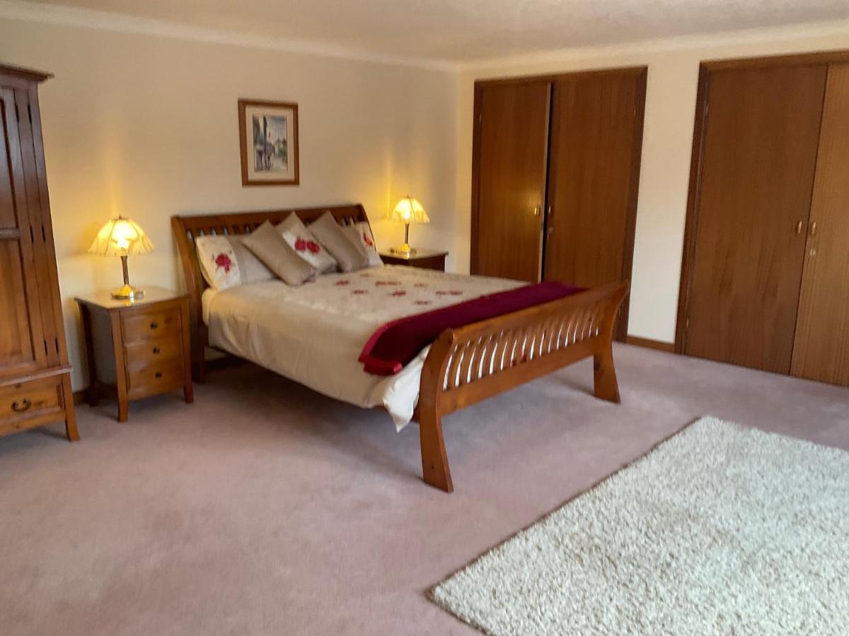 Ronaldsvoe Bed And Breakfast Форт-Уильям Экстерьер фото